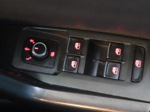 Volkswagen Polo hatch 1.0TSI Comfortline - Image 25
