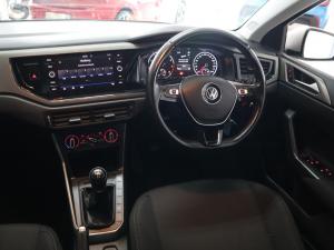 Volkswagen Polo hatch 1.0TSI Comfortline - Image 13