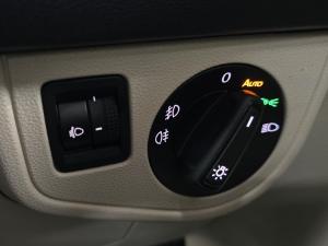 Volkswagen Polo sedan 1.0TSI Style - Image 25