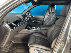 BMW X5 M60i - Image 14