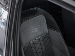 Volkswagen Polo hatch 1.0TSI R-Line - Image 16