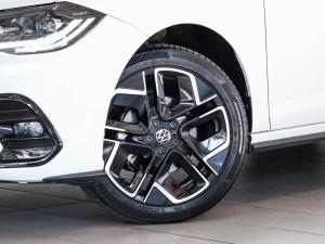 Volkswagen Polo hatch 1.0TSI R-Line - Image 2