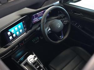 Volkswagen Golf R - Image 12