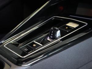 Volkswagen Golf R - Image 15