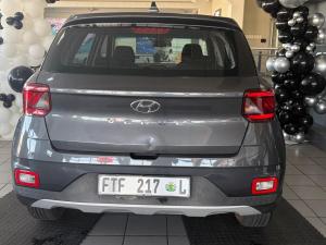 Hyundai Venue 1.2 Motion - Image 3