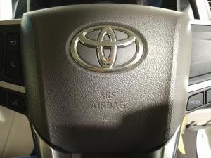 Toyota Quantum 2.8 LWB bus 11-seater GL - Image 18