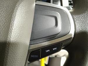 Toyota Quantum 2.8 LWB bus 11-seater GL - Image 19