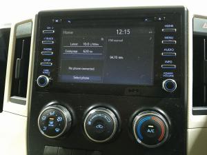Toyota Quantum 2.8 LWB bus 11-seater GL - Image 21
