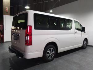Toyota Quantum 2.8 LWB bus 11-seater GL - Image 30