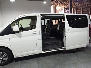 Toyota Quantum 2.8 LWB bus 11-seater GL - Image 6