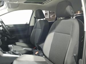 Volkswagen Polo hatch 1.0TSI Life auto - Image 12