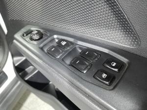 Mahindra XUV 3XO 1.2T MX2 auto - Image 27