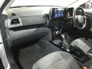 Mahindra XUV 3XO 1.2T MX2 auto - Image 9