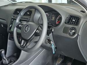 Volkswagen Polo Vivo hatch 1.4 Life - Image 14