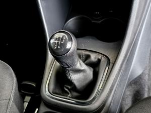 Volkswagen Polo Vivo hatch 1.4 Life - Image 21