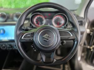 Suzuki Swift 1.2 GL - Image 16