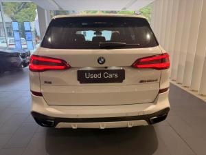 BMW X5 M50d - Image 5