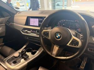 BMW X5 M50d - Image 9