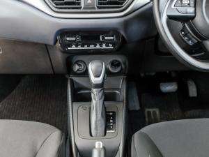 Toyota Starlet 1.5 XS auto - Image 9
