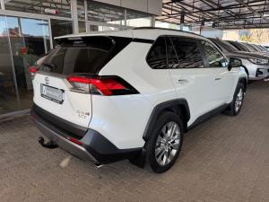 Toyota RAV4 2.0 VX - Image 2