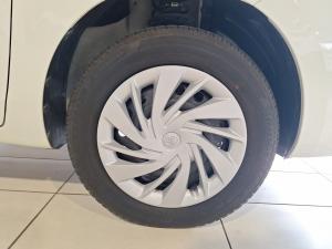 Toyota Rumion 1.5 SX manual - Image 14