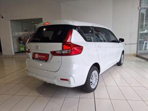 Toyota Rumion 1.5 SX manual - Image 2