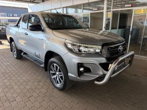 Toyota Hilux 2.8GD-6 Xtra cab Raider auto - Image 1