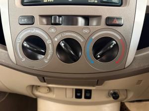 Toyota Fortuner 3.0D-4D 4x4 - Image 12