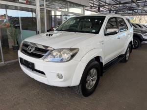 Toyota Fortuner 3.0D-4D 4x4 - Image 18