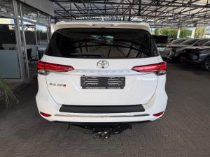 Toyota Fortuner 2.4GD-6 auto - Image 5