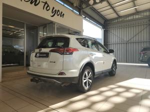 Toyota RAV4 2.0 GX auto - Image 2