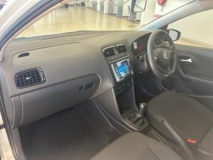 Volkswagen Polo Vivo hatch 1.4 - Image 7