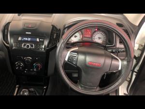 Isuzu KB 250D-Teq double cab X-Rider - Image 8