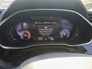 Audi Q3 40TFSI quattro S line - Image 11