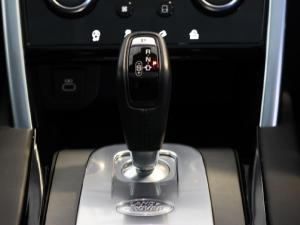 Land Rover Discovery Sport D200 R-Dynamic HSE - Image 17