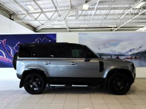 Land Rover Defender 110 D240 X-Dynamic SE - Image 12