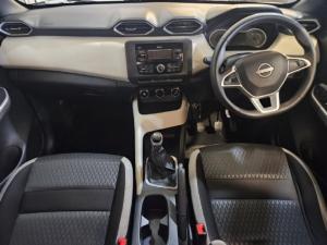 Nissan Magnite 1.0 Turbo Visia manual - Image 10