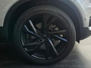 Volvo XC40 T5 AWD R-Design - Image 10