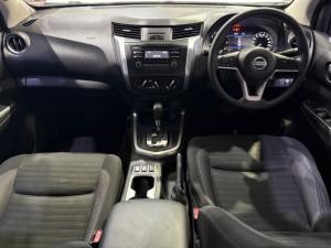 Nissan Navara 2.5DDTi double cab SE Plus auto - Image 13