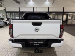 Nissan Navara 2.5DDTi double cab SE Plus auto - Image 5