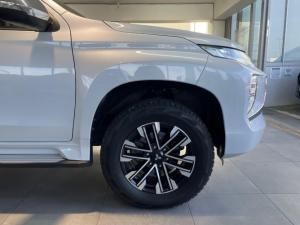 Mitsubishi Pajero Sport 2.4DI-D 4x4 Exceed - Image 4