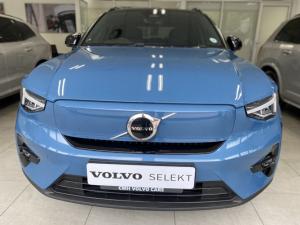 Volvo XC40 Recharge Single Motor Plus - Image 2