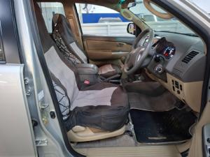 Toyota Fortuner 2.5D-4D - Image 10