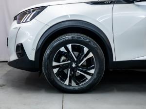 Peugeot 2008 1.2T GT Line auto - Image 5