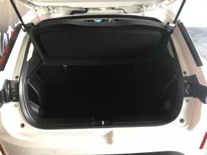 Toyota Starlet Cross 1.5 XS auto - Image 5