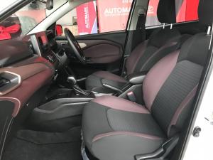 Toyota Starlet Cross 1.5 XS auto - Image 9