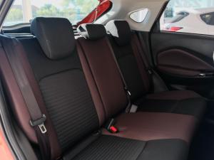 Toyota Starlet Cross 1.5 XR manual - Image 13