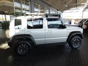 Suzuki Jimny 1.5 GLX AllGrip 5-door auto - Image 8