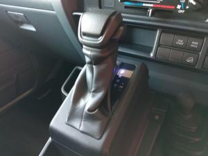 Toyota Land Cruiser 79 2.8GD-6 single cab auto - Image 13
