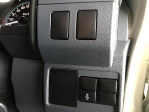 Toyota Land Cruiser 79 2.8GD-6 single cab auto - Image 13